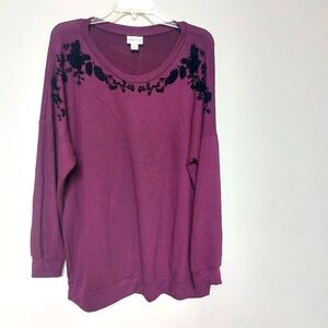 AVA & VIV Women's Black and Burgundy Longsleeve Sweater Size 2X